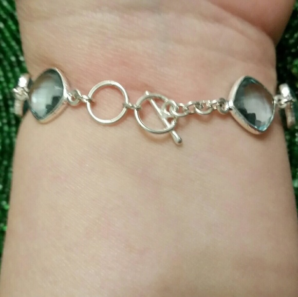 .925 Silver Blue Topaz Bracelet  7"-8"L - Picture 6 of 8